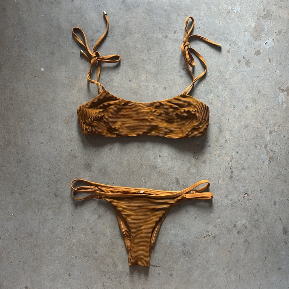Vitamin A bikini ecorib 2 piece swimsuit M
